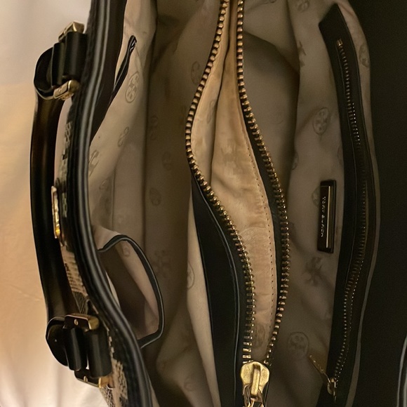 Tory Burch Purse - Picture 2 of 6